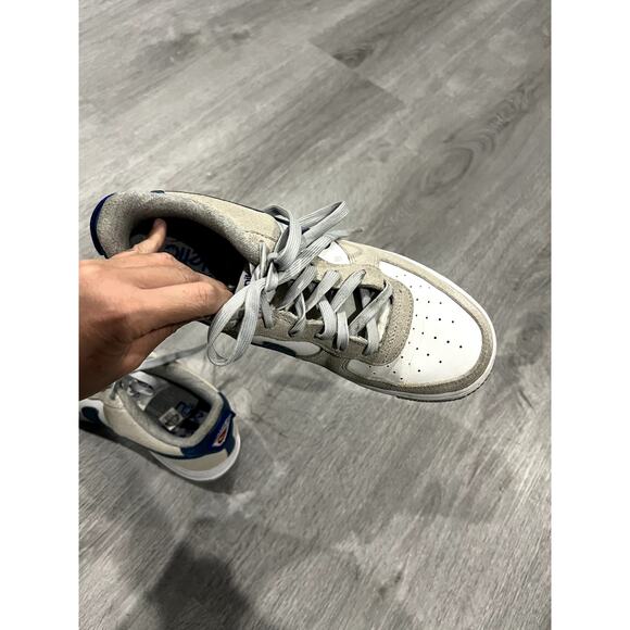 Nike Air Force 1 LV8 Casual Shoes - Picture 7 of 12